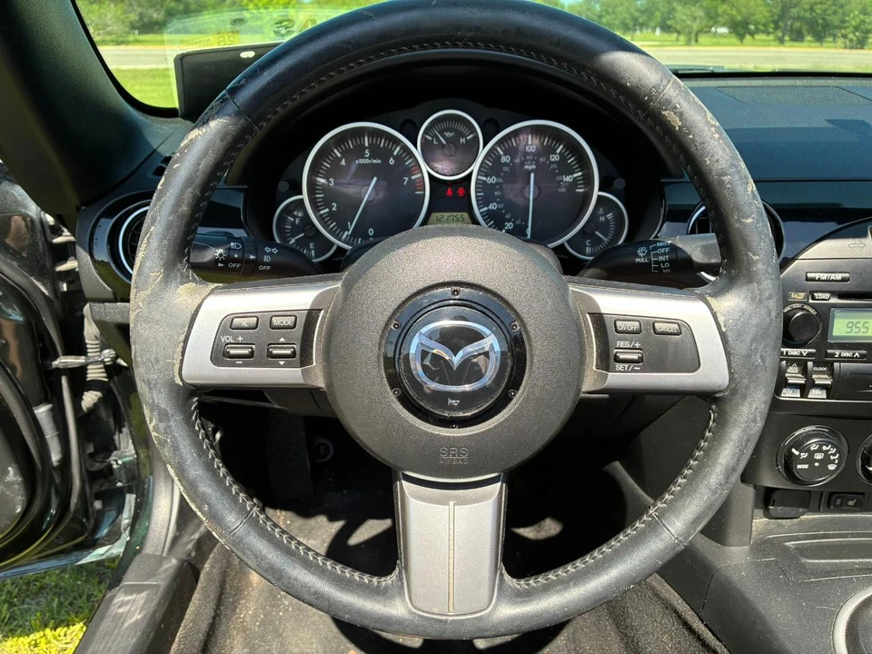 2008 Mazda NC MX-5 Miata - Image 16 of 31