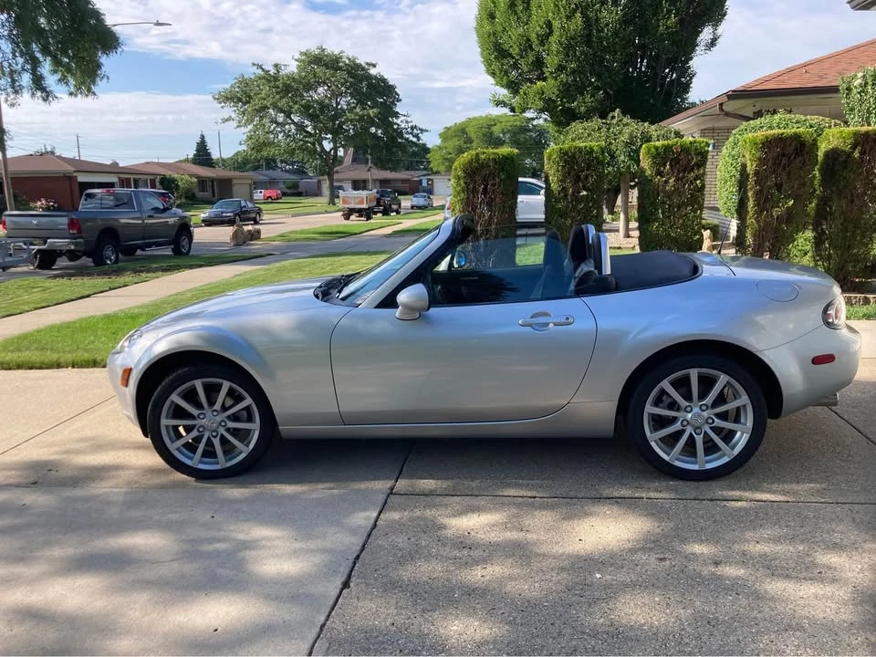2008 Mazda NC MX-5 Miata - Image 2 of 10