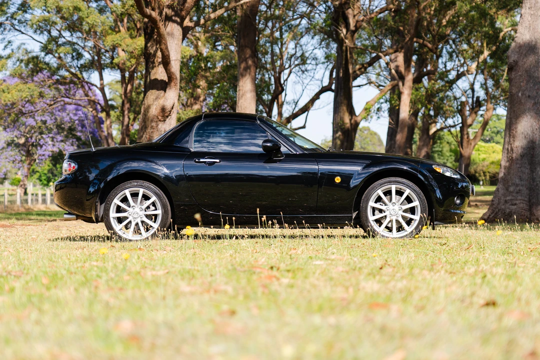 2011 Mazda NC MX-5 Miata - Image 4 of 31