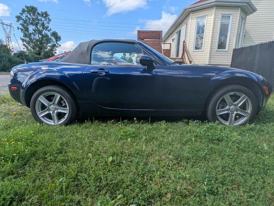 2008 Mazda NC MX-5 Miata - Image 4 of 6