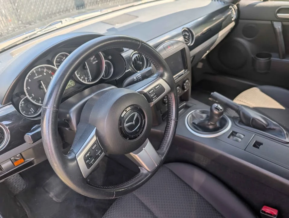 2008 Mazda NC MX-5 Miata - Image 6 of 6
