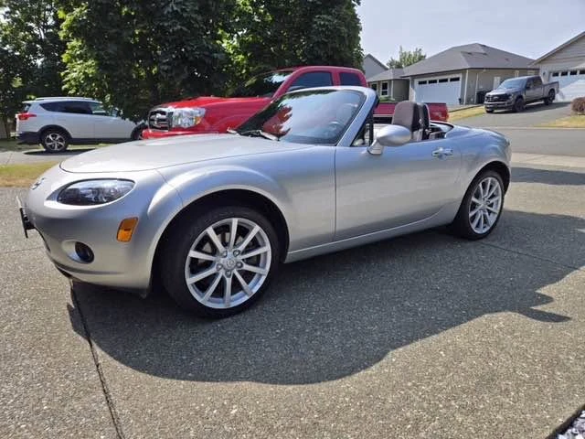 2008 Mazda NC MX-5 Miata - Image 7 of 8