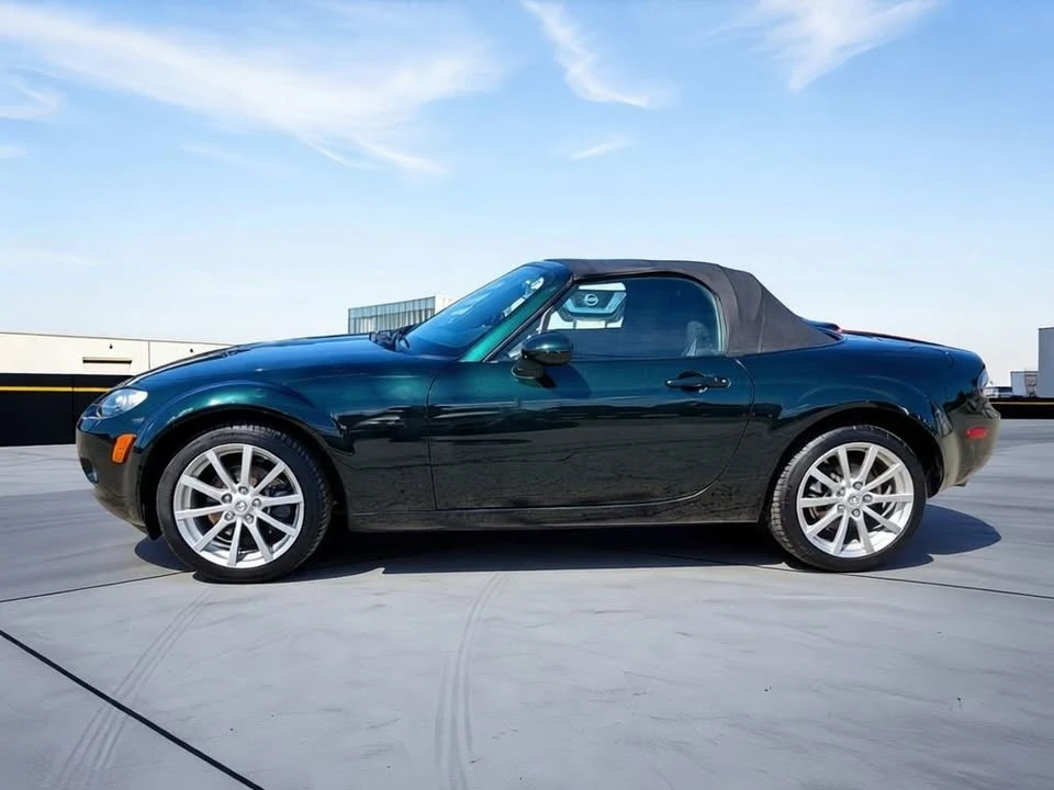 2008 Mazda NC MX-5 Miata - Image 2 of 20