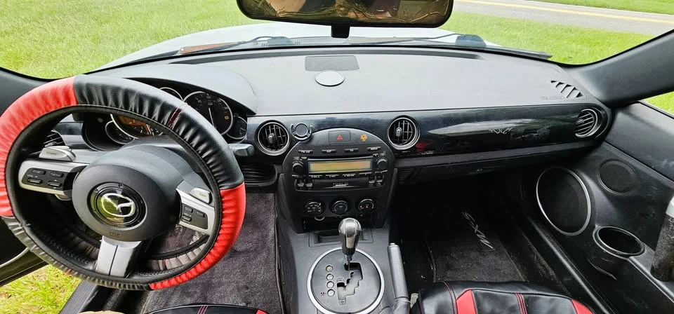 2008 Mazda NC MX-5 Miata - Image 9 of 10