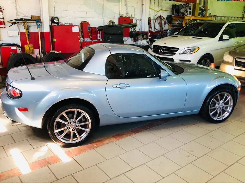 2008 Mazda NC MX-5 Miata - Image 10 of 20
