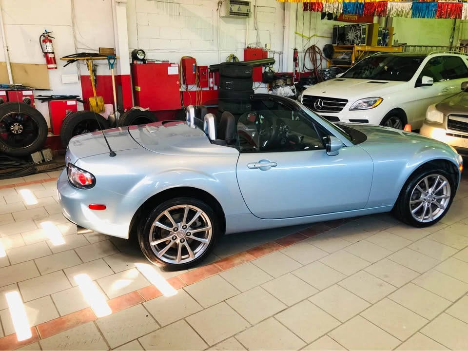2008 Mazda NC MX-5 Miata - Image 11 of 20