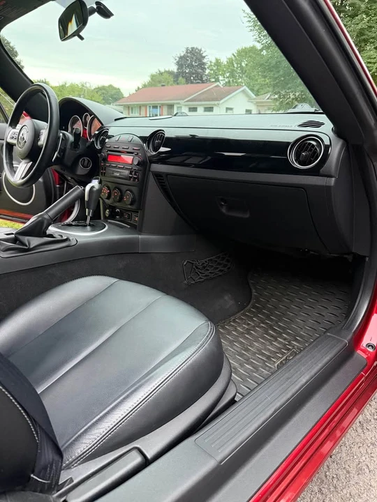 2008 Mazda NC MX-5 Miata - Image 9 of 14