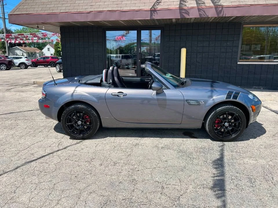2008 Mazda NC MX-5 Miata - Image 2 of 20