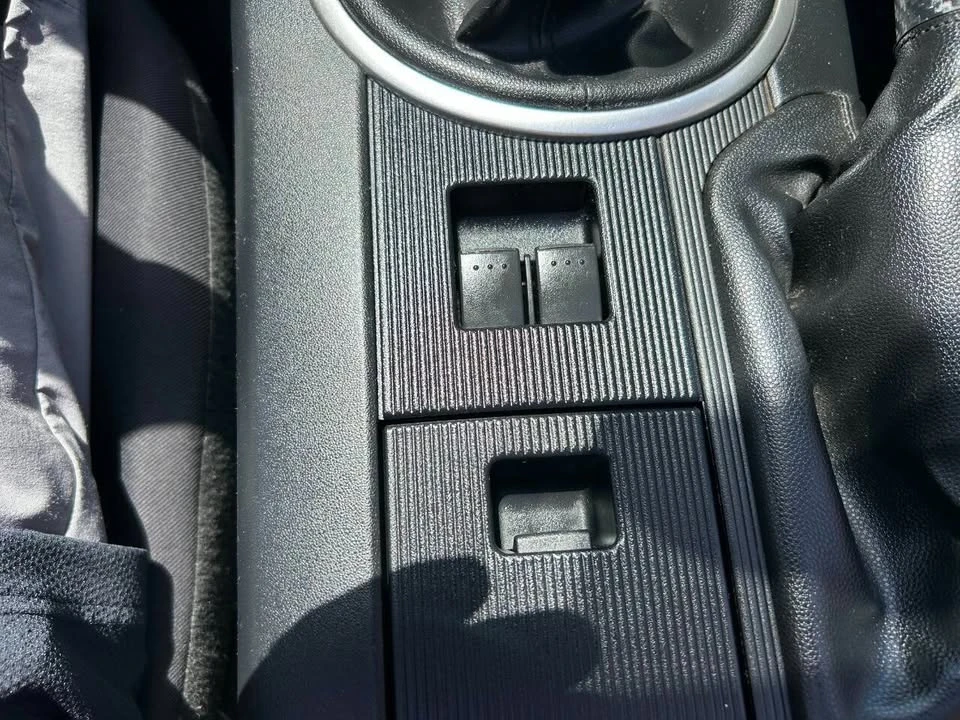 2008 Mazda NC MX-5 Miata - Image 15 of 20