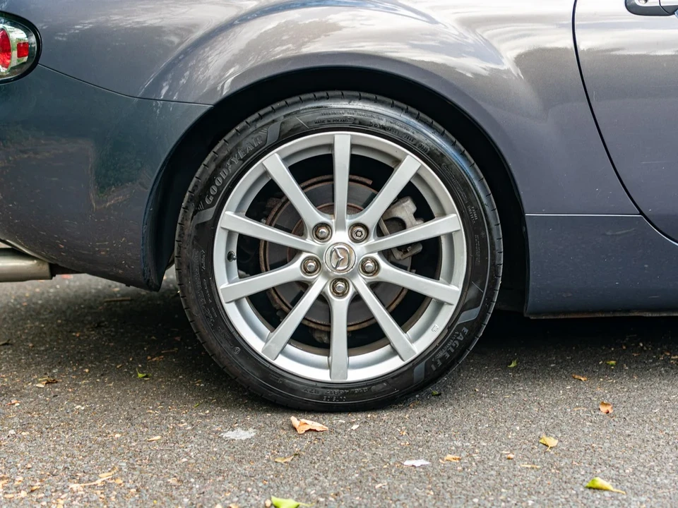 2008 Mazda NC MX-5 Miata - Image 8 of 31