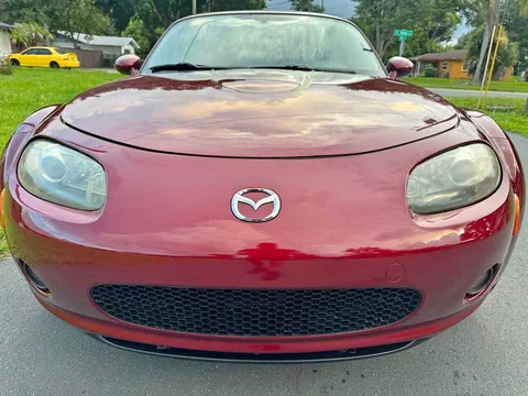 2008 Mazda MX-5 Sport Convertible 2D