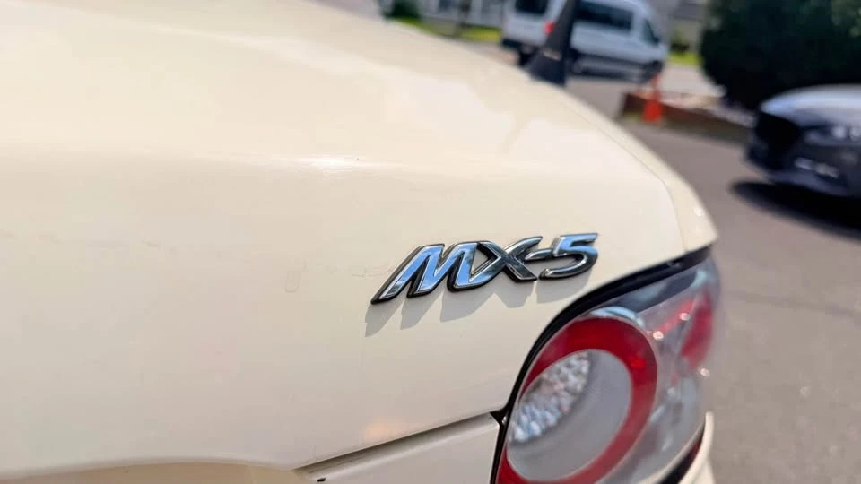 2008 Mazda NC MX-5 Miata - Image 3 of 15