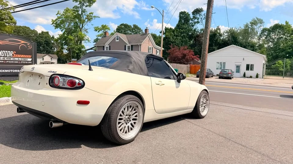 2008 Mazda NC MX-5 Miata - Image 14 of 15
