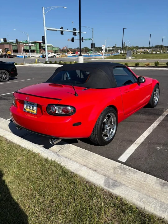 2008 Mazda NC MX-5 Miata - Image 4 of 12