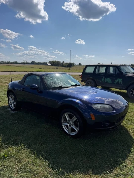 2008 Mazda NC MX-5 Miata - Image 3 of 20