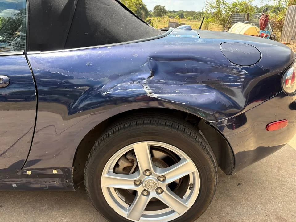 2008 Mazda NC MX-5 Miata - Image 18 of 20