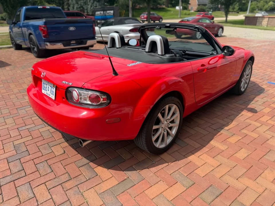 2008 Mazda NC MX-5 Miata - Image 13 of 17