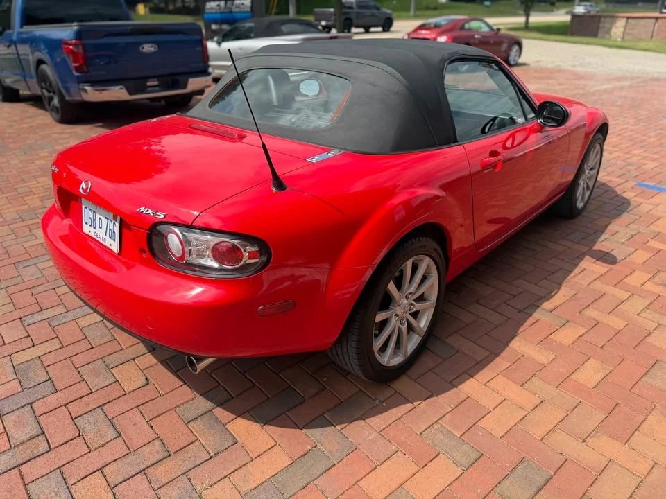 2008 Mazda NC MX-5 Miata - Image 5 of 17