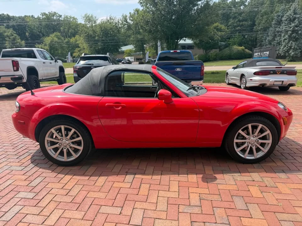 2008 Mazda NC MX-5 Miata - Image 6 of 17