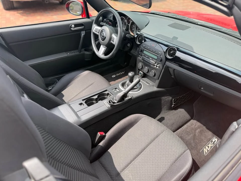 2008 Mazda NC MX-5 Miata - Image 14 of 17