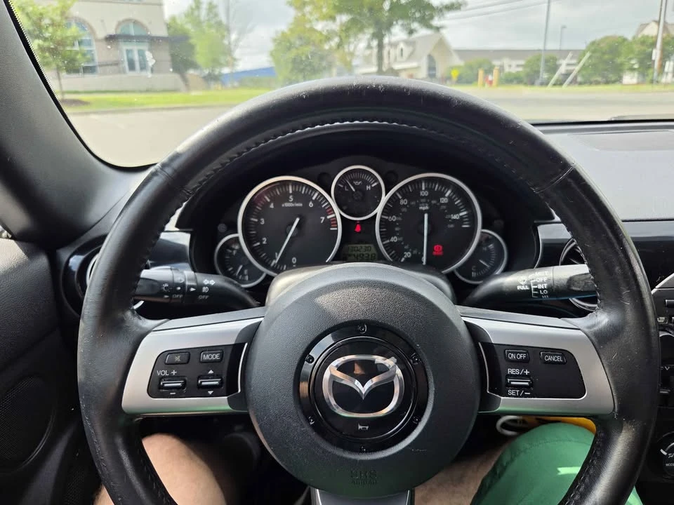 2008 Mazda NC MX-5 Miata - Image 16 of 19