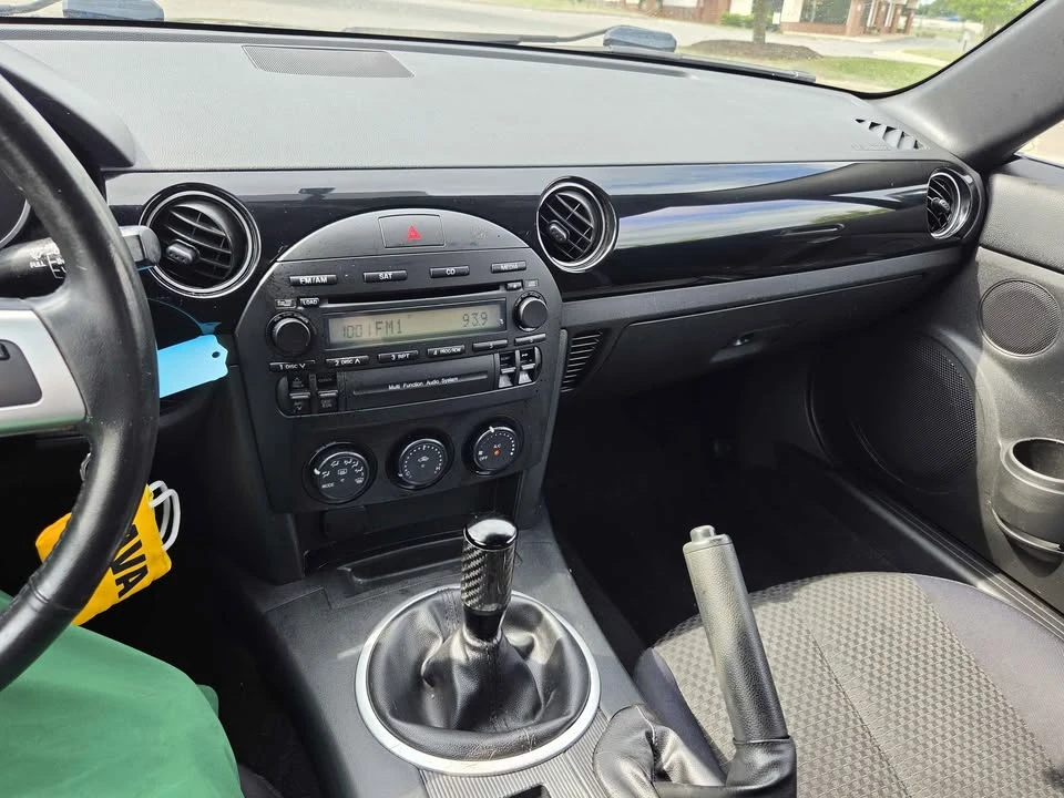 2008 Mazda NC MX-5 Miata - Image 17 of 19