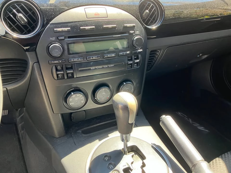 2008 Mazda NC MX-5 Miata - Image 9 of 19