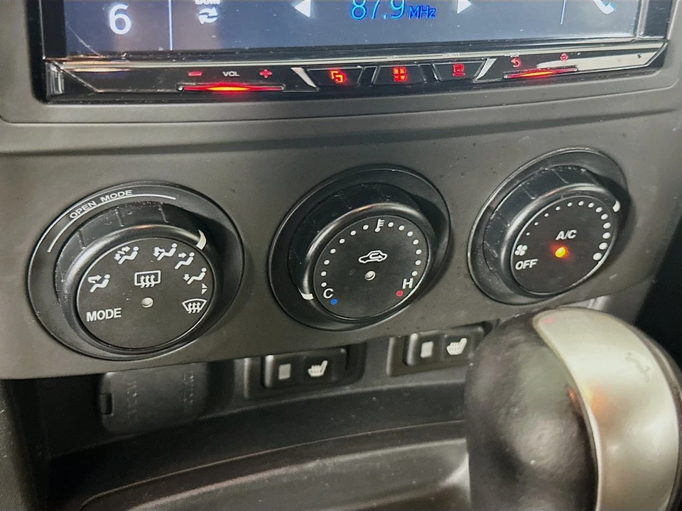2008 Mazda NC MX-5 Miata - Image 17 of 22
