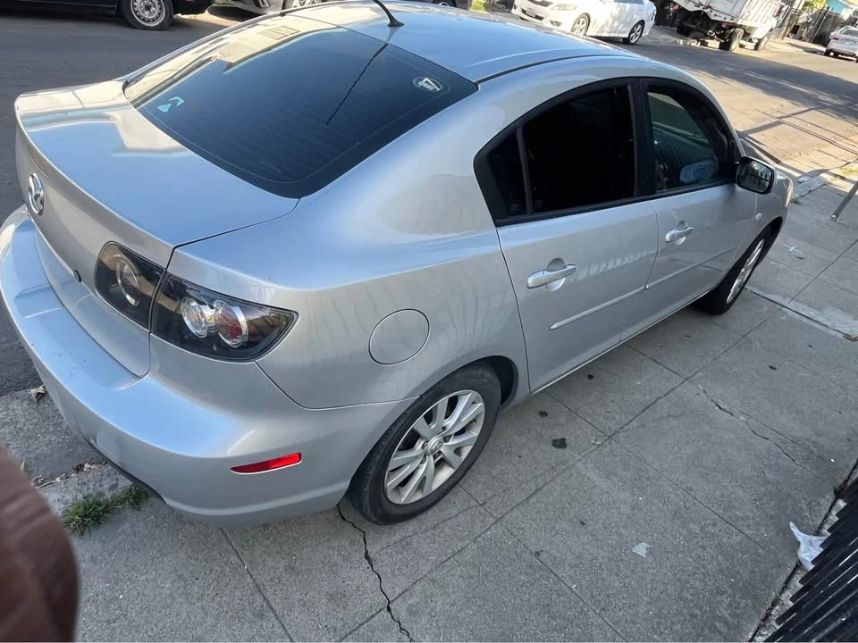 2008 Mazda Mazda 3 1st Gen - Image 2 of 4