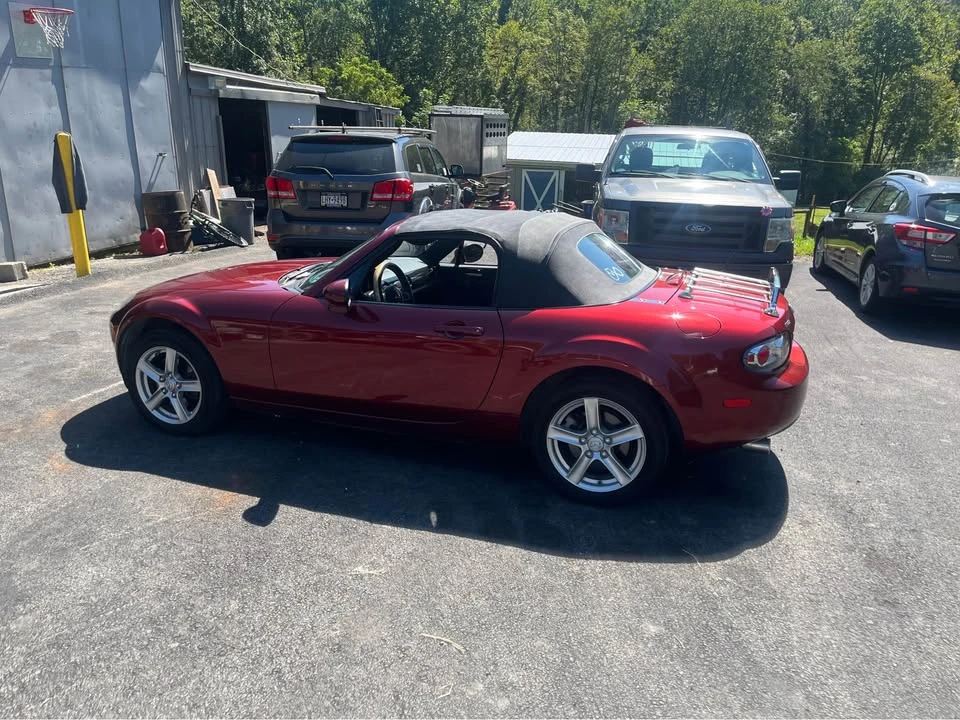 2008 Mazda NC MX-5 Miata - Image 17 of 18