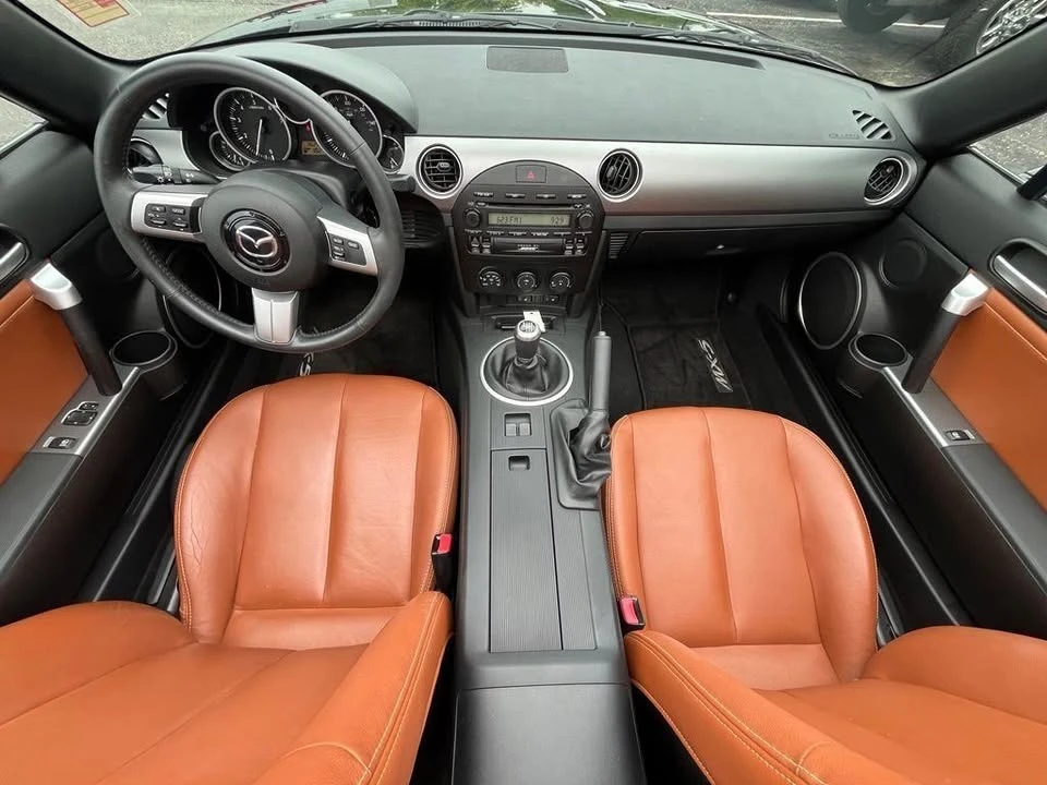 2008 Mazda NC MX-5 Miata - Image 10 of 19