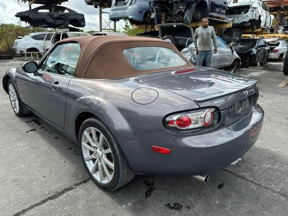 2008 Mazda NC MX-5 Miata - Image 4 of 10