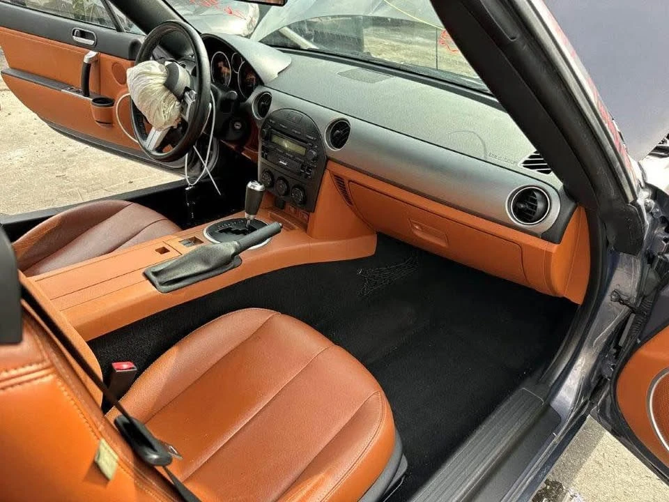 2008 Mazda NC MX-5 Miata - Image 9 of 10
