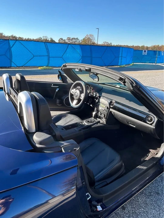 2008 Mazda NC MX-5 Miata - Image 5 of 7