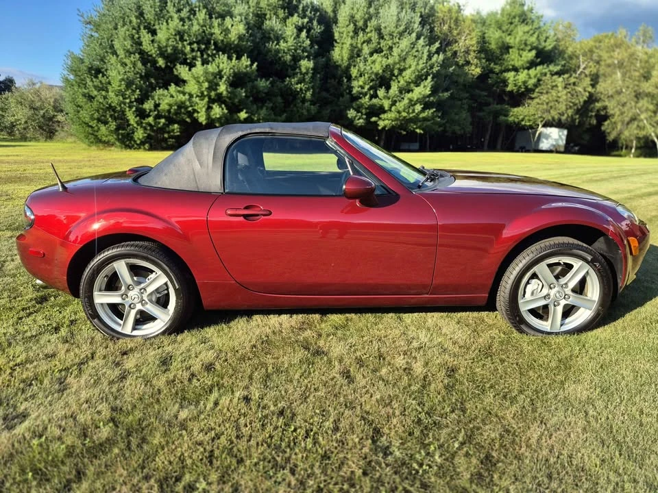 2008 Mazda NC MX-5 Miata - Image 10 of 20