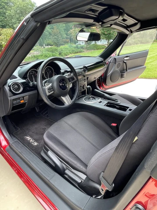 2008 Mazda NC MX-5 Miata - Image 13 of 19