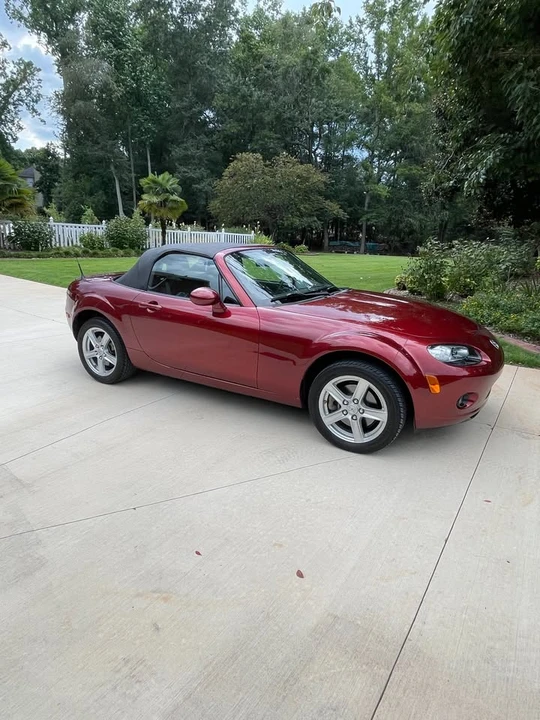 2008 Mazda NC MX-5 Miata - Image 2 of 19