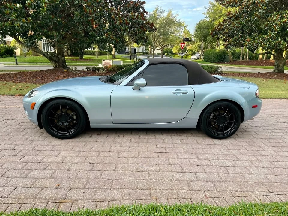 2008 Mazda NC MX-5 Miata - Image 5 of 19