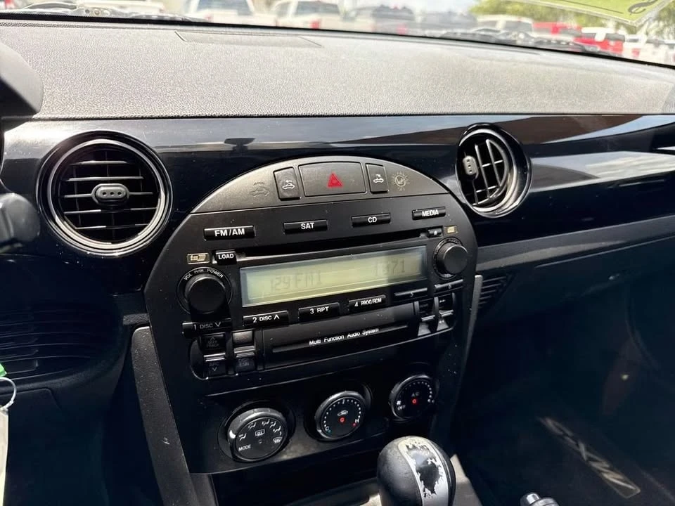 2008 Mazda NC MX-5 Miata - Image 18 of 20
