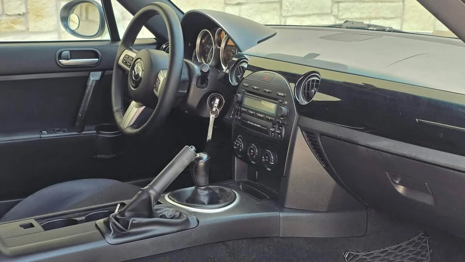 2008 Mazda NC MX-5 Miata - Image 9 of 20