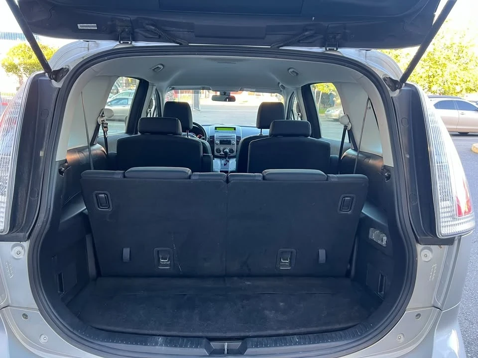2008 Mazda Mazda 5 - Image 11 of 19