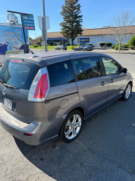 2008 Mazda Mazda 5 - Image 2 of 15