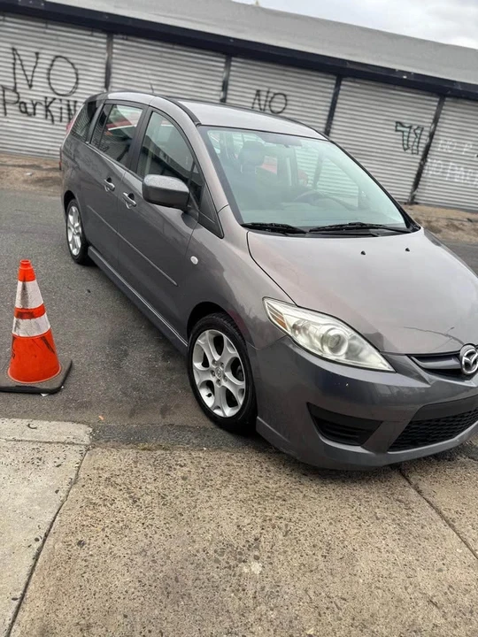 2008 Mazda Mazda 5 - Image 2 of 6