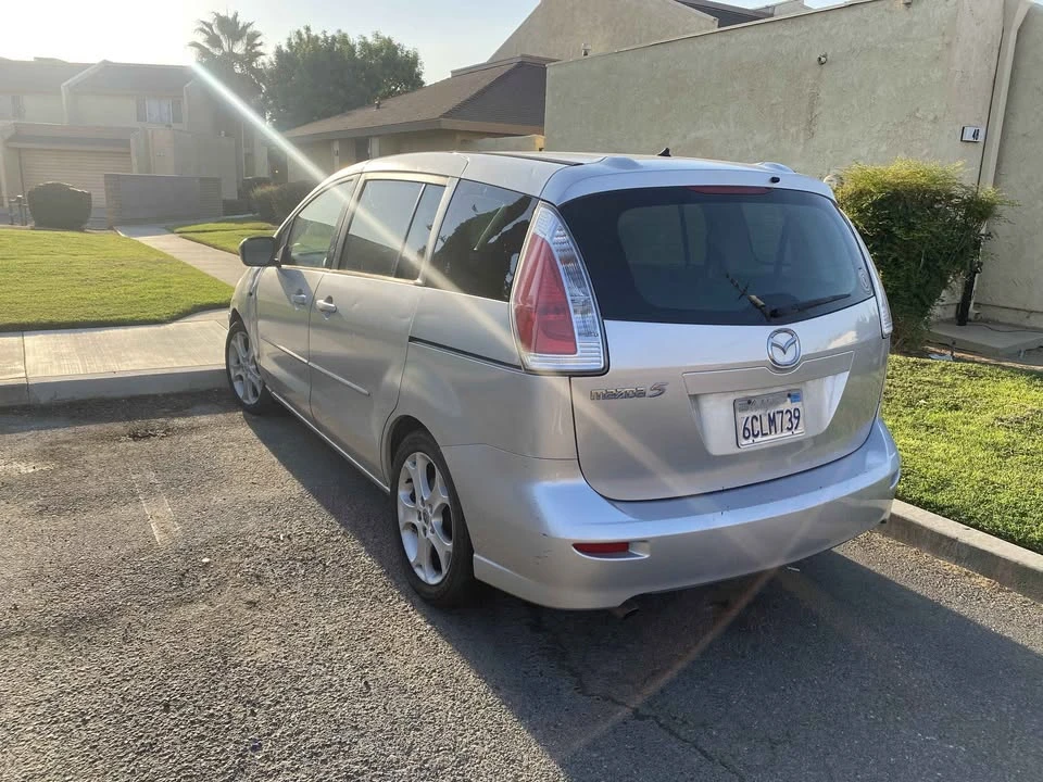 2008 Mazda Mazda 5 - Image 2 of 9