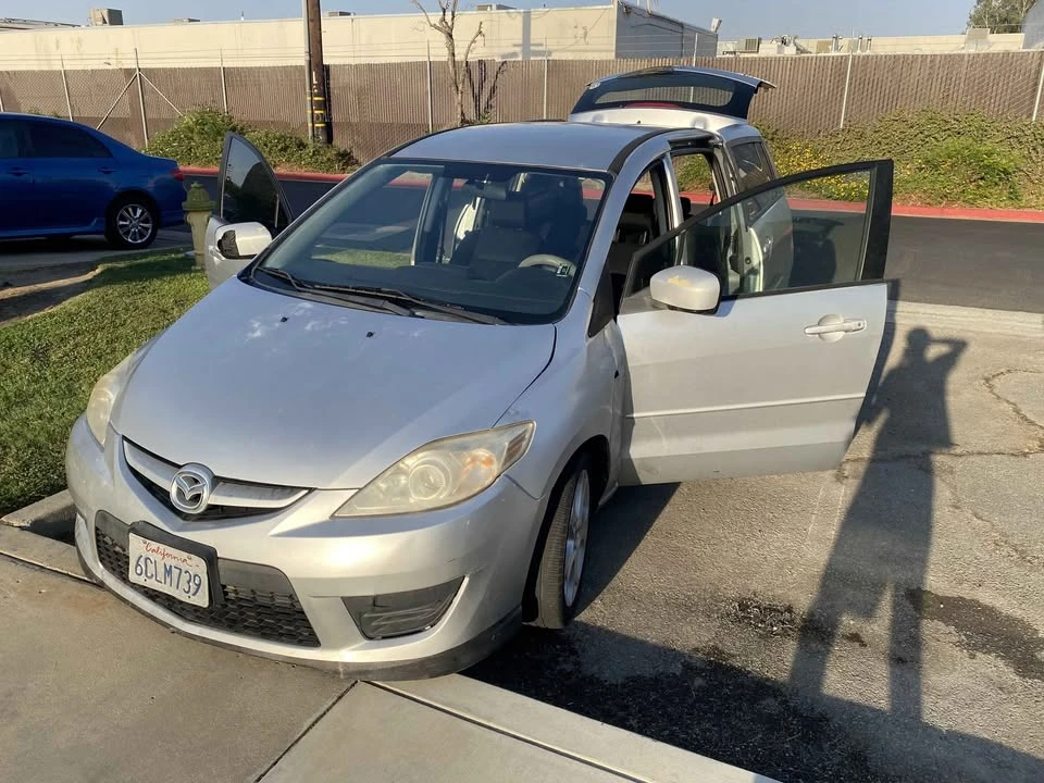 2008 Mazda Mazda 5 - Image 6 of 9