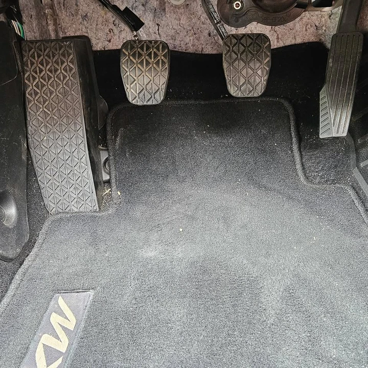 2008 Mazda NC MX-5 Miata - Image 13 of 20