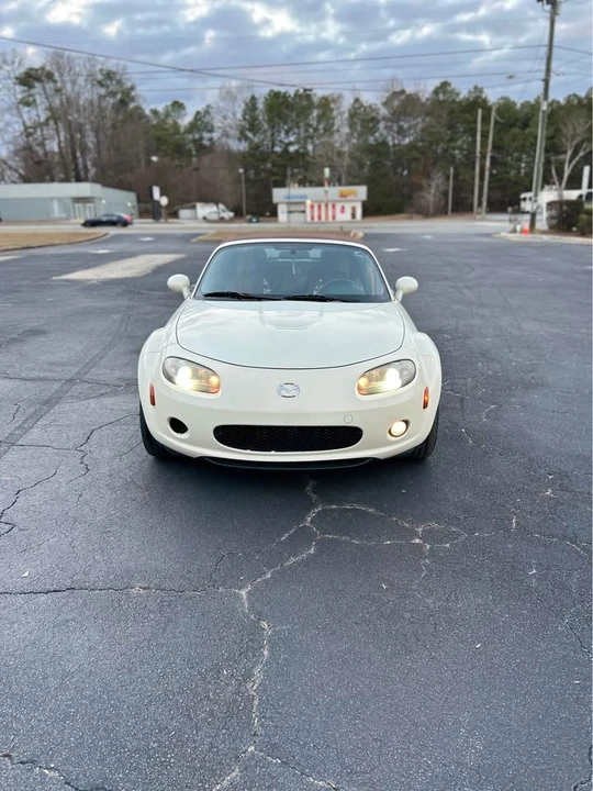 2008 Mazda NC MX-5 Miata - Image 2 of 19