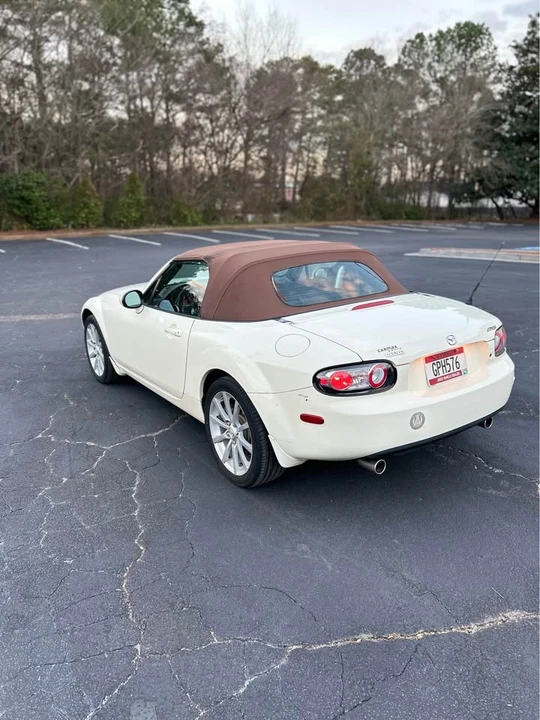 2008 Mazda NC MX-5 Miata - Image 5 of 19