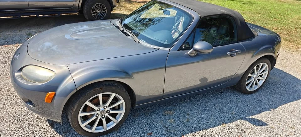 2008 Mazda NC MX-5 Miata - Image 5 of 10
