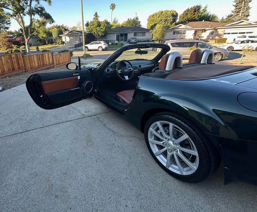 2008 Mazda NC MX-5 Miata - Image 6 of 15